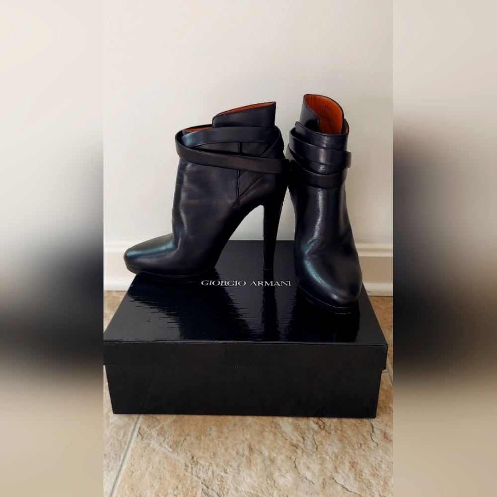Georgio Armani Ankle Boots 39